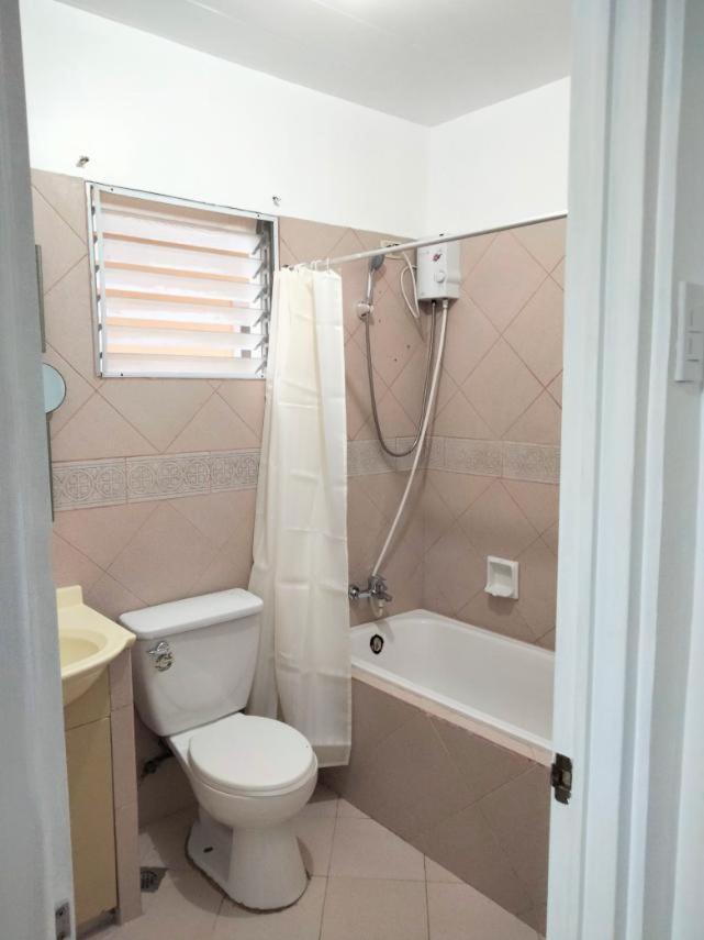 Vacation Town House Near Mactan Cebu Airport Villa Lapu-Lapu City Kültér fotó